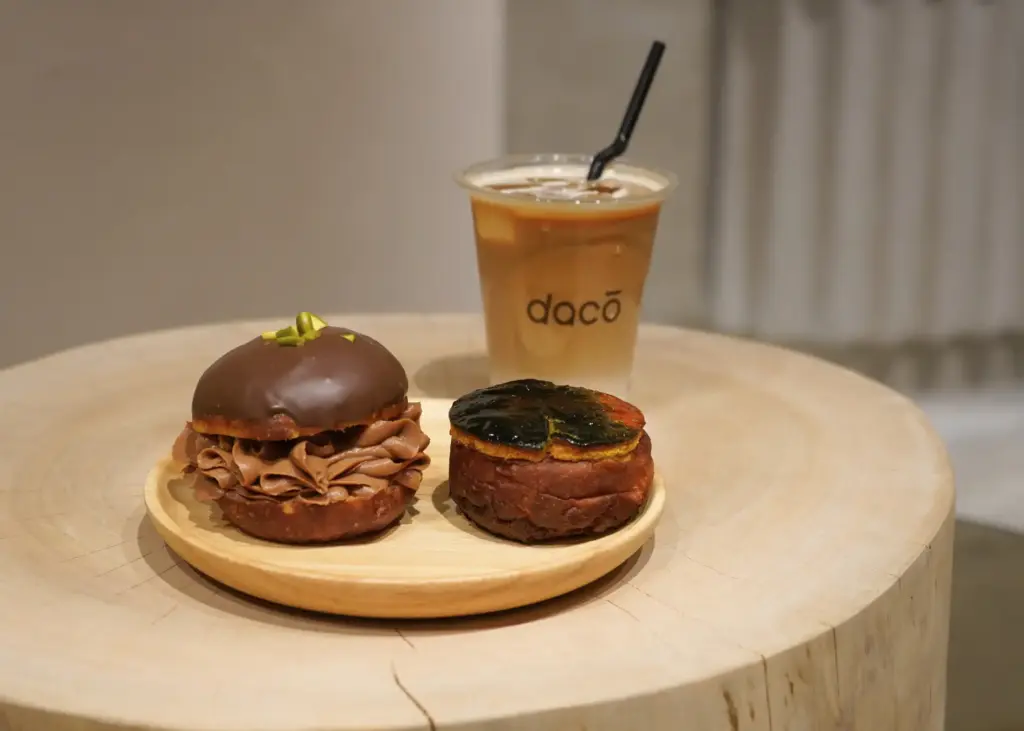 横浜臨港パークにオープンするI’m donut?とdacōの新店舗外観