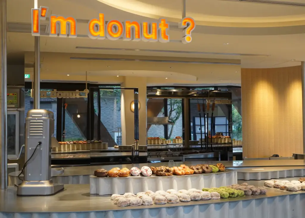 横浜臨港パークにオープンするI’m donut?とdacōの新店舗外観