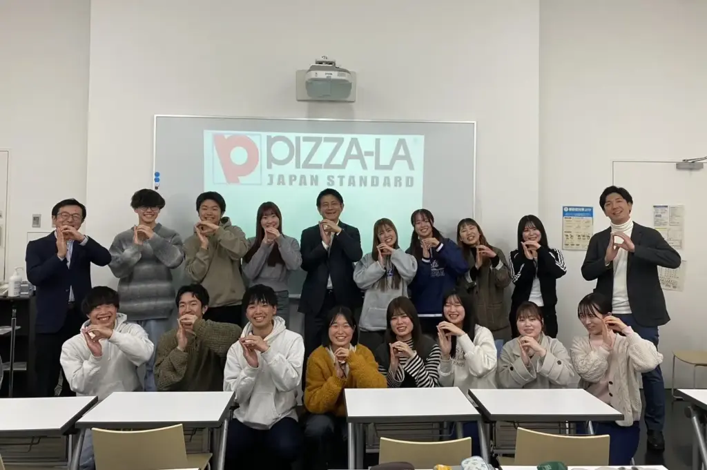 ピザーラ×横市コラボ！地元食材の太刀魚ピザが浜大祭で限定販売