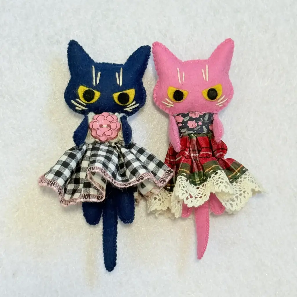 猫フェス2025 出展作品の例（絵画や雑貨）